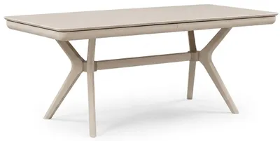 Image de Table de salle à manger, style moderne, blanche, confortable et pratique. Table extensible pour salle à manger