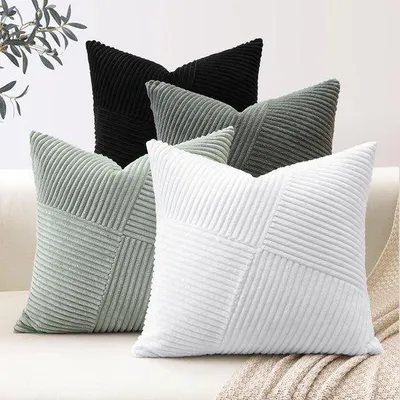 Obrázek produktu pro Sada 4 povlaků na polštáře Unyqoos® o rozměrech 45 x 45 cm – černobílý proužkovaný, vyrobené z měkké bavlny s potiskem, s nenápadným zipem, ideální pro dekoraci obývacího pokoje