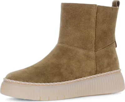 A single brown boot is shown against a white background.