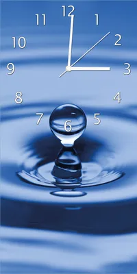 Produktbild von Wallario Design Wanduhr bedruckt, Größe 30 x 60 cm, Motiv: Wassertropfen im blauen Wasser