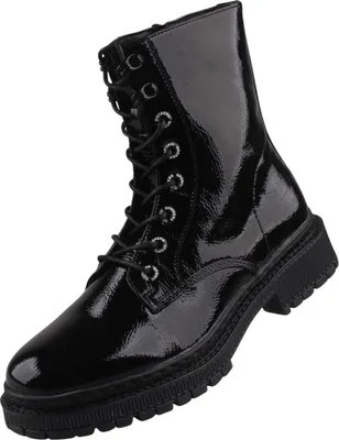 Das Bild zeigt einen schwarzen Stiefel der aus glattem Leder gefertigt ist. Der Stiefel ist von der Seite zu sehen und die Schnürung ist klar sichtbar.