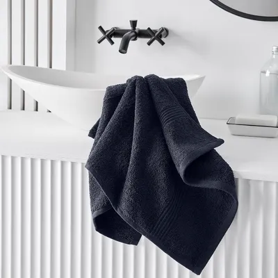 Produktbild von Einfaches Badetuch ESSENTIAL