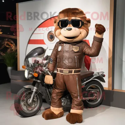 Immagine prodotto di Personaggio in costume della mascotte REDBROKOLY di Brown Acrobat vestito con una giacca da moto e orologi