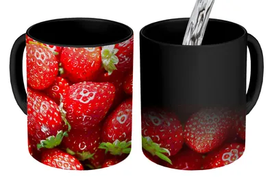 Obrázek produktu pro MuchoWow® Kouzelný pohár Jahoda - Ovoce - Semena 350 ml Barva měnící se pohár Dárkový nápad - foto hrnek