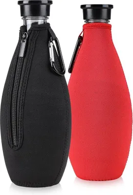 Produktbild von Famanu Flaschenhülle für SodaStream Glaskaraffe - Neopren, schwarz-rot