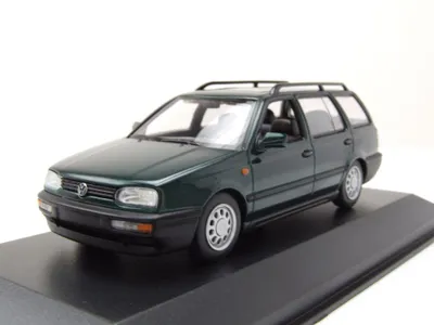 Produktbild von Maxichamps 940055510 VW Golf 3 Variant Kombi 1997 grün metallic 1:43