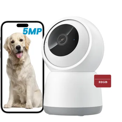 A security camera is shown next to a smartphone displaying a dog, with a 32GB SD card icon.
