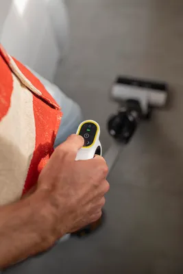 Produktbild von Kärcher Saugwischer FCV 3 Natural N, 160W, 130m²,  weiß, Laufzeit 30min