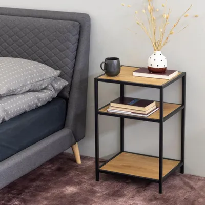 Image de Selsey Table de nuit SEAFORD - Table de nuit en bois clair / noir avec compartiments ouverts et structure métallique, hauteur 63 cm