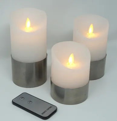 Produktbild von 3er Set LED Kerzen weiß mit Silberring mit realer Flammenoptik und Fernbedienung