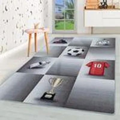 Produktbild von Homebyhome Kinderteppich Fussball Pokal Design Jungen Teppich, Spielteppich Kinderzimmer Teppich, Robust und Pflegeleicht, Grösse: 140x200 cm