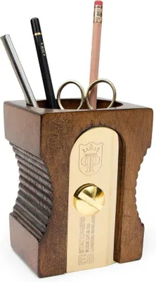 Produktbild von Famanu Stiftehalter im Spitzer-Design - Holz - Licht