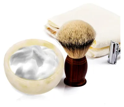 Produktbild von Kleine Rasierseifenschale aus Naturjade mit glatter Oberfläche