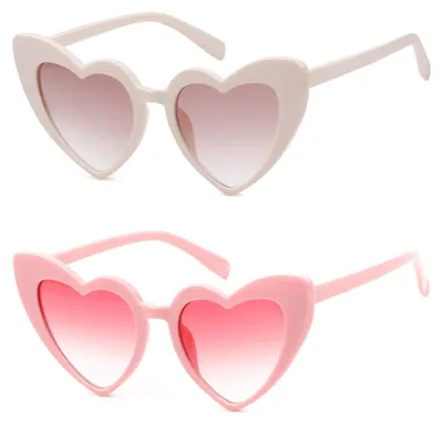 Produktbild von ADEWU Herz Sonnenbrille Hochzeit Retro Brille Uni Herzform UV-Schutz Partybri