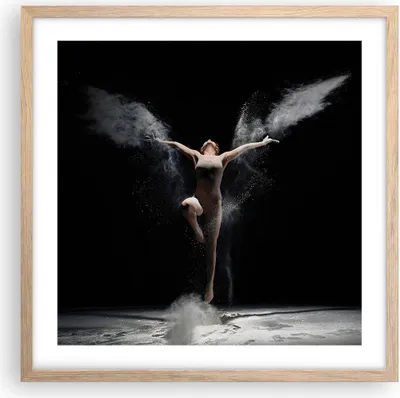 Produktbild von Gerahmtes Poster - Rahmen in heller Eiche - Fotografie Tanz Flügel - 50x50 cm - Wand Bild - Wanddeko - Wandbilder - Wandposter - Bilderrahmen - Bilder - Kunstdruck - Wandbild - P2NAC50x50-4306
