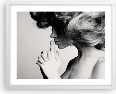 Produktbild von Gerahmtes Poster - Weißer Rahmen - Frau Modell - 50x40 cm - Wand Bild - Wanddeko - Wandbilder - Kunstposter - Wandposter - Bilderrahmen - Bilder - Kunstdruck - Wandbild - P2WAA50x40-3546