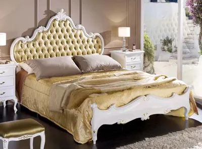 Produktbild von Casa Padrino Luxus Barock Doppelbett Gold / Weiß - Prunkvolles Massivholz Bett - Barock Schlafzimmer Möbel - Luxus Qualität -  Italy