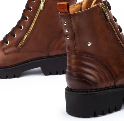 Zdjęcie produktu dla Pikolinos Aviles - damskie buty za kostkę