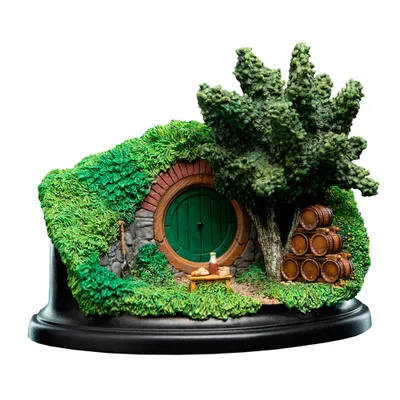 Productafbeelding van Weta Workshop, De Hobbit: Een onverwachte reis, Diorama: Hobbitgat - 15 tuinen, Smial 14,5 x 8 cm