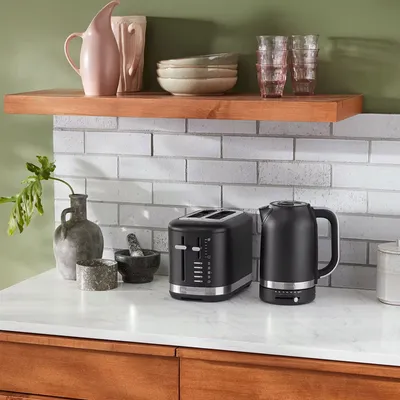 Produktbild von KitchenAid 5KEK1701EPT Wasserkocher 1,7 l 2400 W Schwarz, Grün, Edelstahl
