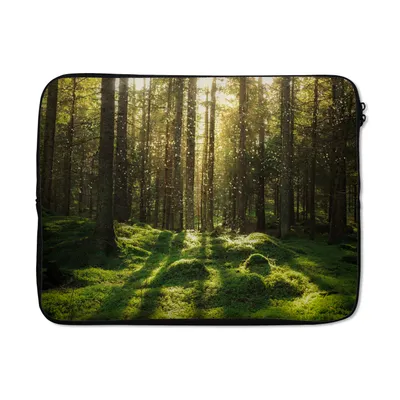 Produktbild von MuchoWow® Laptop Hülle 15 Zoll Bäume - Wald - Moos - Pflanzen - Sonne - Natur Laptoptasche - Laptoptasche - Sleeve - Rundum-Schutz