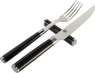 Obrázek produktu pro Sada příborů KAI vidlička + steakový nůž + banka nožůSada příborů vidlička + steakový nůž + banka nožů Shun Classic Set DM-0907