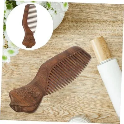 Produktbild von Natürlicher Sandelholzkamm aus Holz zur Haar- und Kopfhautpflege, Massage- und Frisierkamm mit Borsten für Damen