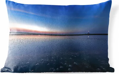 Produktbild von MuchoWow® Outdoor Kissen - Leuchtturm - Wasser - Himmel - 60x40 cm - Wetterfest - Lounge Kissen - Zierkissen - Kissen für Innenräume
