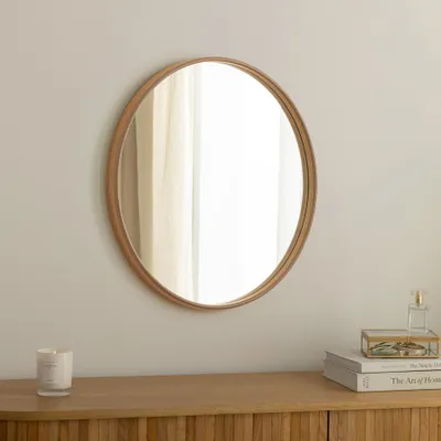Produktbild von riess-ambiente Runder Wandspiegel PORTRAIT 70cm natur in Eichenholz-Design schmaler Rahmen