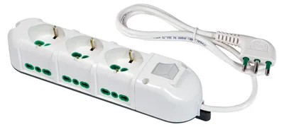 Image de FANTON 48122-B : Multiprise avec 3 prises, dont 2 prises adaptées pour les appareils italiens