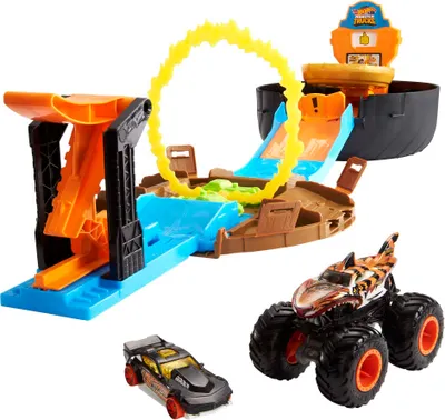 Produktbild von Hot Wheels Monster Truck Stunt-Reifen-Spielset inkl. 2 Spielzeugautos