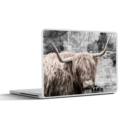 Produktbild von MuchoWow® Laptop Aufkleber Sticker Cover Schottischer Highlander - Vintage - Briefe 32.5x23.5 cm - Sticker für Laptop - Selbstklebend