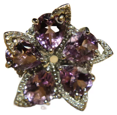 Produktbild von Ring, Größe 20, mit natürlichen Amethysten, 925er Silber