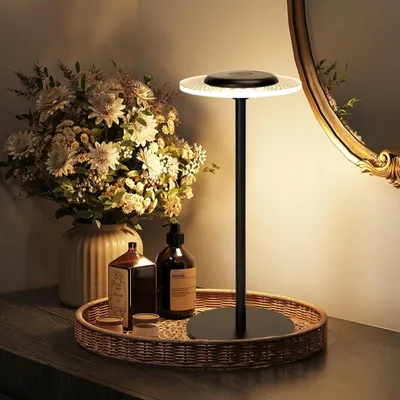 Imagen del producto de Lámpara de mesa LED Aigostar, recargable por batería, sin cables, lámpara de noche con control táctil y regulable, con luz RGB + blanco cálido de 3000K, luz ambiental, recargable por USB, ideal para dormitorios, restaurantes, salones (redonda)