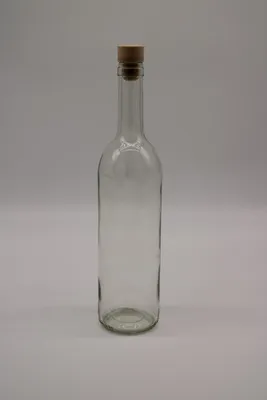 Produktbild von Omega Flasche Bordeaux 750 ml mit Korken 7,5x31 cm