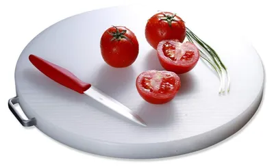 Imagen del producto de Tabla de cortar de plástico con asa