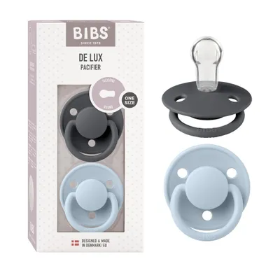 Imagen del producto de BIBS De Lux, set de 2 chupetes, sin BPA, tetina con forma de cereza. Fabricado en silicona, Dinamarca. Talla única (0-36 meses), color gris/azul bebé