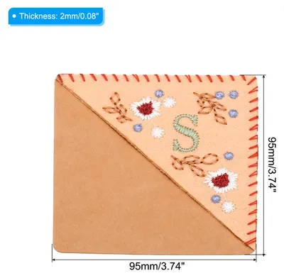 Produktbild von Personalized Gesticktes Lesezeichen Ecke Niedliche Blume Filz Gen?ht Dreieck Buch Marke Seite Marker fš¹r Frauen M?nner Buchliebhaber Lehrer Rosa Buchstabe S