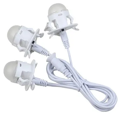 Productafbeelding van Three Led Light String Moonlan 12x4x20 cm Kersthuisje LEMAX