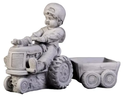Produktbild von Junge mit Traktor und Anhänger als Pflanztopf aus Steinguss, H. 32 cm, 1 Liter, 14 kg, Grau, frostsicher für den Außenbereich