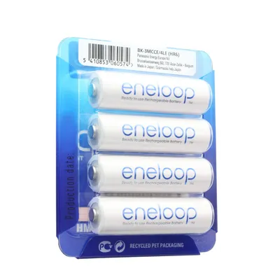 Produktbild von Panasonic eneloop Standard HR-3UTGB Blisterpackung mit 4 AA eneloops und 1x AccuCell Aufbewahrungsbox