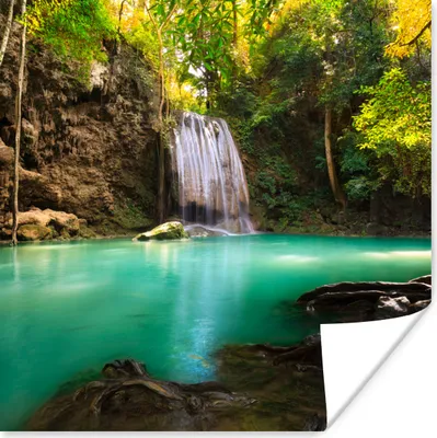 Produktbild von MuchoWow® Poster Sonnenlicht an einem Wasserfall im Erawan-Nationalpark, Thailand 100x100 cm - Babyzimmer