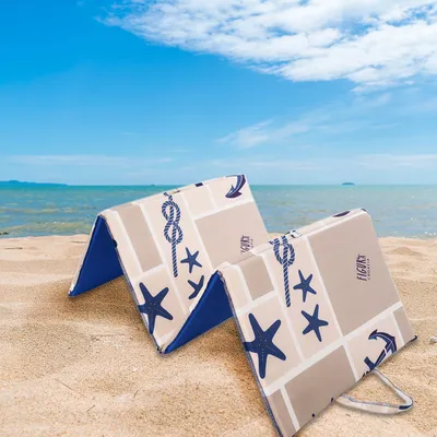 Produktbild von Strandmatte Marine Serie, beige, faltbar, leicht und isolierend mit praktischem Griff