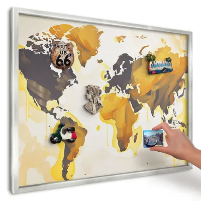 Produktbild von Magnettafel 70x50 cm in einem silbernen Rahmen - Magnetische Metalltafel, Magnetpinnwand zur Wandmontage für Wohnzimmer, Küche, Flur, Kinderzimmer und Büro - Weltkarte