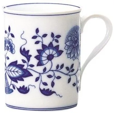 Imagen del producto de Taza con asa de Hutschenreuther, diseño "Zwiebelmuster" (motivo de cebolla), color azul. Código: 02001-720002-15505