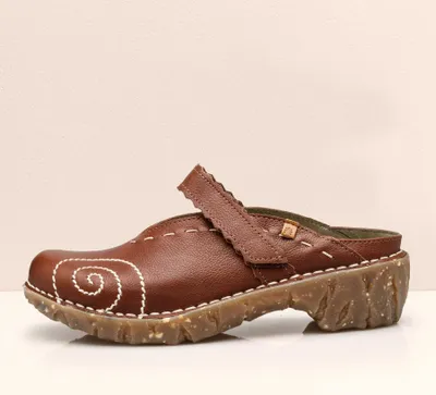 Produktbild von El naturalista Holzshuhe NG96 NATURAL GRAIN WOOD / YGGDRASIL Farbe Wood