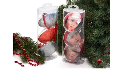 Immagine prodotto di Set di tre ornamenti natalizi con palline di diametro 8,7 cm