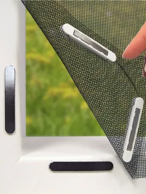 Produktbild von EASYmaxx Fenster-Moskitonetz mit Magnetbefestigung 150 x 130cm schwarz Mückenschutz Insektenschutz Fliegengitter Moskitonetz Fenster Magnetbefestigung