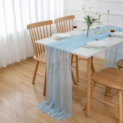 Productafbeelding van Chiffon tafelkleed, lichtblauw, 75 x 400 cm. Decoratiestof, geschikt voor bruiloften en doopfeesten