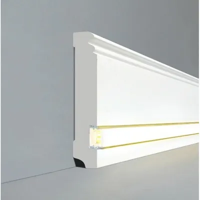 Produktbild von Sockelleiste Hamburger Profil 19 x 145 Weiß MDF foliert RAL 9016 Fussleiste